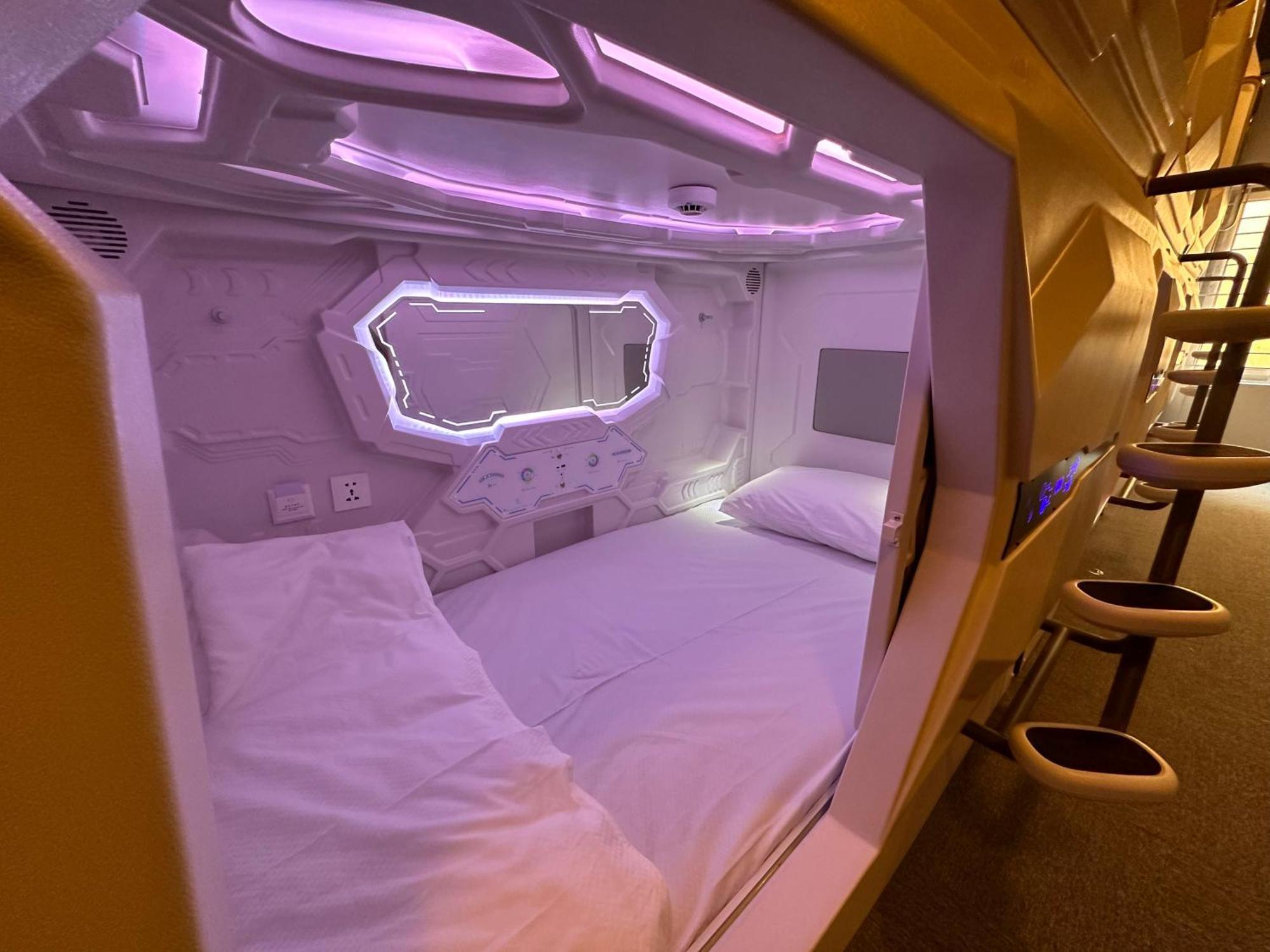 Hotel Blr Pods Bengaluru Zewnętrze zdjęcie